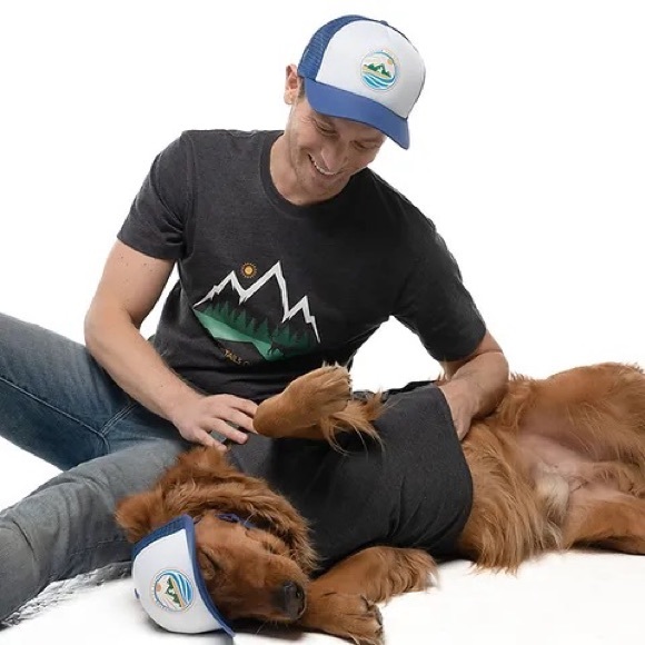 Matching Dog and Owner Trucker Hats - Picture 1 of 6